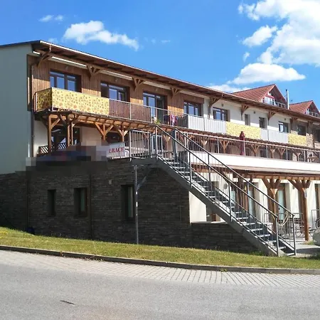 Apartment Leo Nr. 8 *